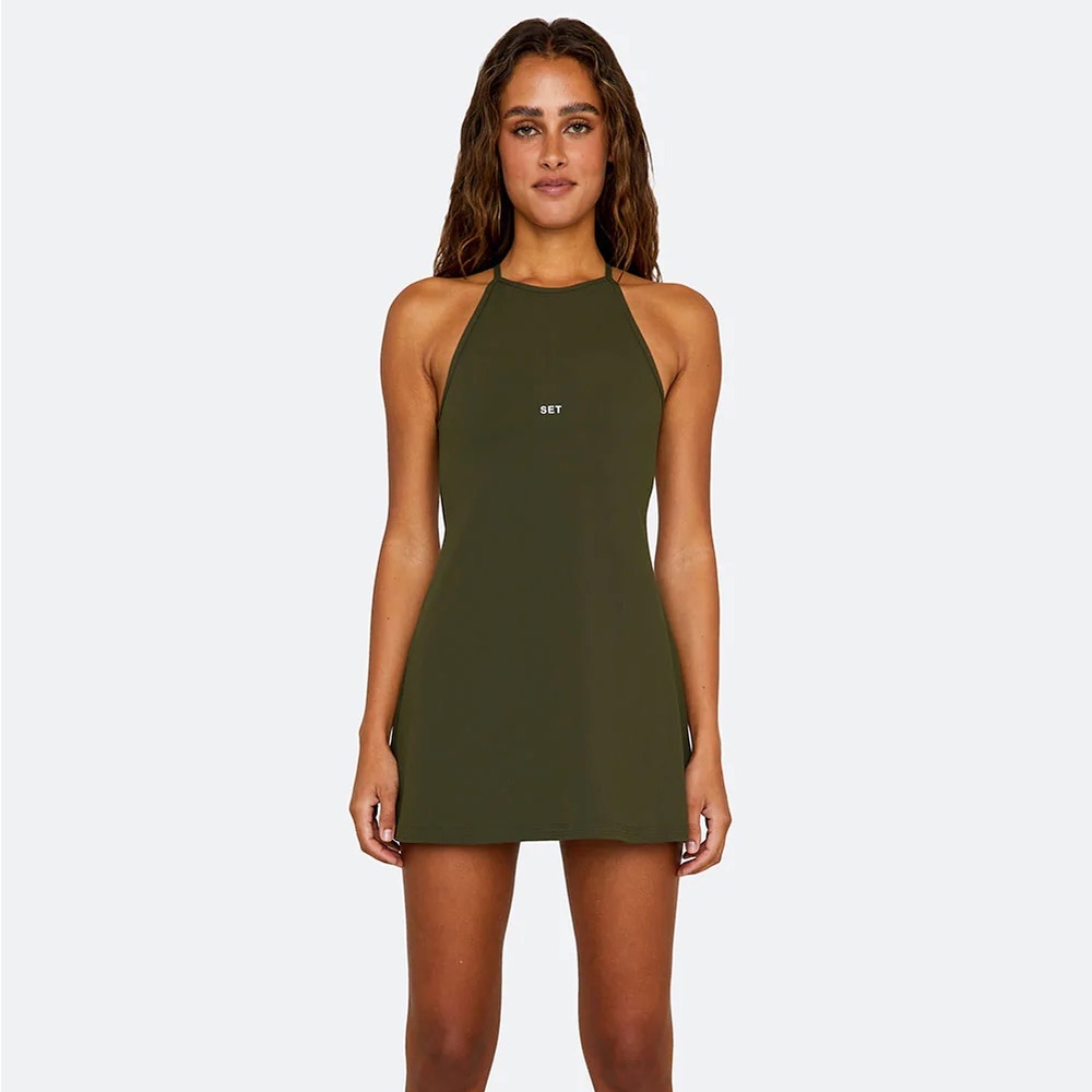 Set Active Dress